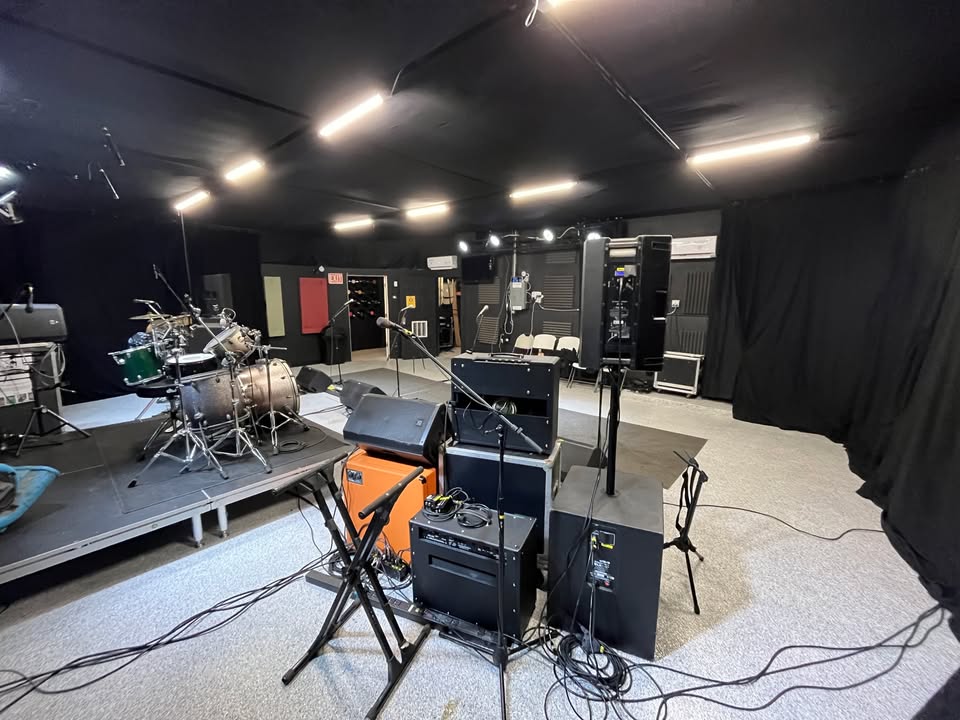 Backline gear, amps and stage rig from the floor